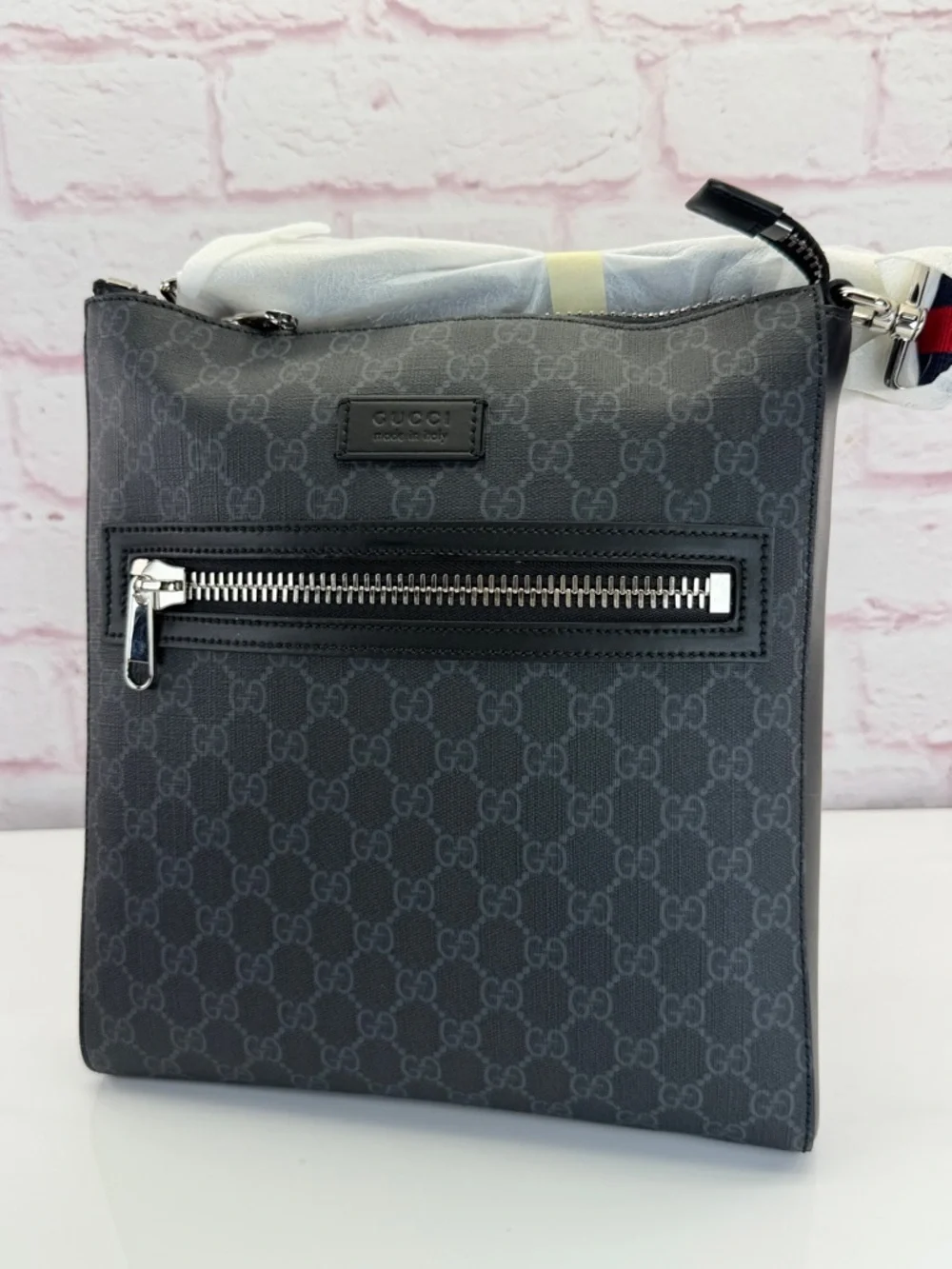 GUCCI Black GG Supreme Coated Canvas Flat Messenger Bag